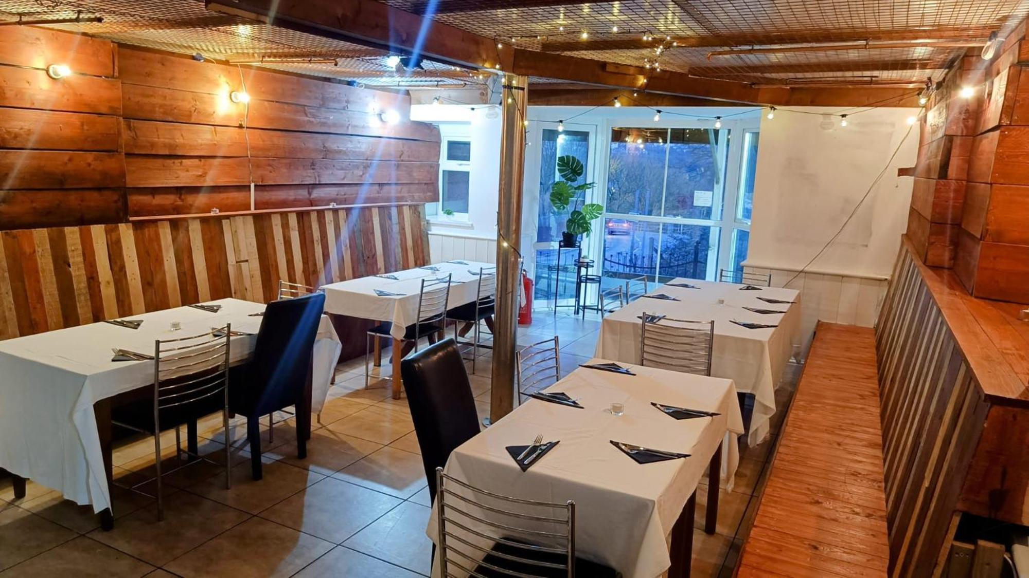 Rose And Crown Hotel & Hope And Anchor Bar Goodwick Eksteriør bilde